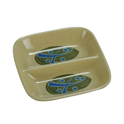 Divided Square Sauce Dish is a perfect solution to serve sauces, dips, spices, and herbs that accompany the oriental dishes in your food-serving establishment. Thanks to the high-quality, reliable and affordable melamine material, these sauce dishes can with stand the heavy commercial use. High quality affordable restaurant and household dinnerware.