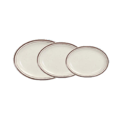 This Brown Speckled Platter offers commercial-grade durability with ceramic material capable of withstanding dishwashing, oven, and microwave environments. Its oval form with precise dimensions ensures compatibility with standard plating requirements. Designed for steady daily use, it simplifies routine cleaning and handling, supporting efficient workflows in small to medium-sized foodservice operations. Its brown speckled finish enhances presentation while resisting food stains and wear.