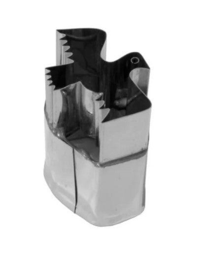 Pigeon veggie cutter, designed for easy and precise slicing and chopping of vegetables with a comfortable, user-friendly design.