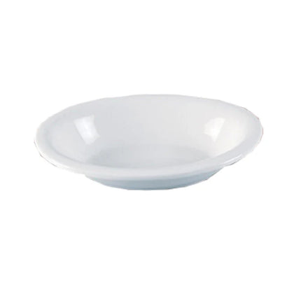 The bake bowl dish features a classic oval shape, facilitating even heat distribution during baking and reheating. Its durable porcelain surface resists chipping and staining, ensuring longevity in demanding kitchen environments. This dinnerware is designed for steady, repeated use, its dimensions optimize workspace efficiency, with dishwasher compatibility streamlining cleaning routines. 