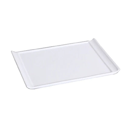 This rectangular display plate is ideal for presentation and food arrangement in restaurants, catering operations, and institutional kitchens. Its durable porcelain construction ensures longevity and resistance to frequent dishwasher, oven, and microwave use, supporting efficient kitchen workflows and safeguarding food safety standards.