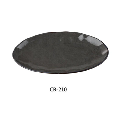 This oval plate features a basket weave design that enhances presentation and user appeal. Suitable for restaurant, catering, and institutional use, it offers microwave and dishwasher safety for efficient daily operation. Its construction from high-quality china ensures consistent performance in busy kitchens, making it an essential component for plating and serving applications requiring aesthetic appeal and durability.
