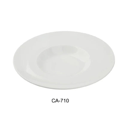 This pasta bowl is ideal for restaurants, catering, and institutional kitchens seeking reliable dinnerware that combines aesthetic appeal with practical features. Its white porcelain surface provides a clean presentation, while the aluminum reinforcement enhances strength and resistance to chipping. Compatible with microwave and dishwasher use, this bowl supports efficient restaurant operations and easy maintenance, making it suitable for daily high-volume service in mid-range kitchens.