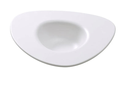 EcoQuality Dessert Plate is made from durable and reliable melamine material. You can use it for serving cakes, muffins or other dessert. The Moderne collection has an elegant and stylish design. Performed in white color, it will perfectly fit any restaurant environment. Elevate your dining experience with these high quality affordable restaurant dinnerware.