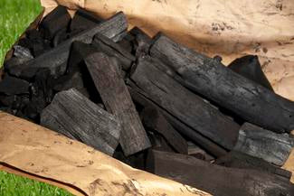 100% Natural Hardwood Lump Charcoal 8kg (17.6lbs)