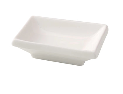 This white sauce dish combines elegance and practicality, perfect for restaurants, cafes, and home dining. Crafted from high-quality porcelain, it offers durability and an eco-friendly choice for your tableware. Its compact size is ideal for serving sauces, dips, or condiments, while being dishwasher safe ensures easy cleanup and time-saving convenience. Enhance your dining experience with this stylish and sustainable restaurant dinnerware.