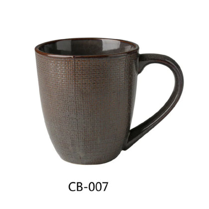 This 12 Oz cofee mug features a handle for comfortable handling and is suitable for establishments such as cafes, casual dining, and catering operations. Its microwave and dishwasher safe construction ensures ease of use and maintenance for busy kitchen workflows, while its basket weave design enhances visual appeal. The mug’s robust ceramic material aligns with the demands of daily use in professional settings, supporting efficient service and sanitation protocols. 