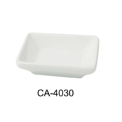 Cambria Sauce Dish features high-strength porcelain construction with an aluminum base for enhanced durability. Its compact size is optimized for precise condiment servings. Designed for commercial kitchens, it supports quick cleaning via dishwasher, while its microwave-safe nature aids in versatile food presentation. Its sturdy build and material specifications make it suitable for consistent daily use in back-of-house prep stations or tabletop service.