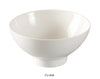 This bowl offers a fresh and modern design, providing a neutral and sophisticated bone white backdrop for showcasing a variety of culinary creations. Its round shape and 18 Oz capacity make it ideal for serving side dishes, condiments, sauces, or small individual portions. Crafted from high-quality porcelain with added alumina, this bowl is both durable and versatile, making it an excellent choice for homes, restaurants, or catering services.