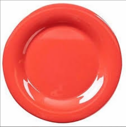 EcoQuality Wide Rim Round Plate is made from durable and reliable melamine material. You can use this stylish plate to serve any dish you want. Ideal for serving rice, noodles, appetizers or hot meals. The Milestone collection has an elegant and stylish design. Performed in ivory color With a wide rim, it will perfectly fit any restaurant environment. Elevate your dining experience with these high quality affordable restaurant dinnerware.