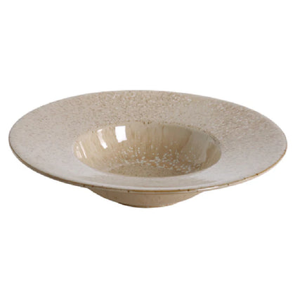 This porcelain dessert plate provides a combination of durability and versatility critical for commercial foodservice. Its glazed porcelain construction ensures resistance to chipping and staining, while its deep round design supports various dessert presentations. Easy to handle and dishwasher safe, this plate is optimized for quick turnover in busy kitchens. Its microwave compatibility allows for efficient food reheating or warming, making it ideal for healthcare cafeterias, hotel restaurants.