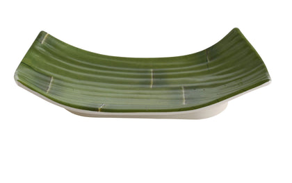 Yanco Deep Plate BA-3112 It is made from durable and reliable melamine material, which makes the plate look like ceramics. You can use this stylish plate to serve any dish you want. For example, you can use it for presenting cakes, appetizers or serving hot meals. The Bamboo collection has an elegant and stylish design. Performed in classic green color and natural bamboo look design, it will perfectly fit any restaurant environment. 