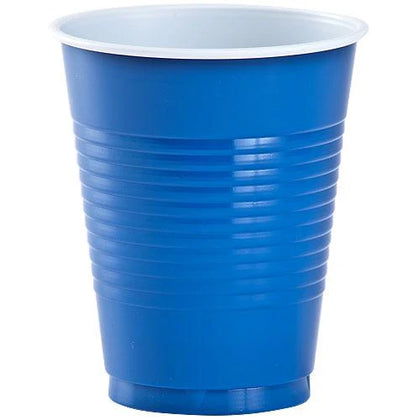 18oz disposable plastic cups in red and blue. Durable and sturdy for hot and cold beverages, perfect for parties, BBQs, and events. Vibrant colors add style with the convenience of easy cleanup.