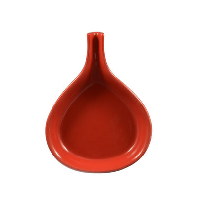 Vibrant 10-inch red ceramic fry pan with an 18oz capacity. Heat-resistant and durable, perfect for serving sizzling dishes. Microwave, oven, and dishwasher safe with a sturdy handle for easy use.