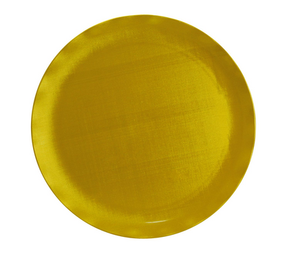 Yanco Round Plate CAT-1018G 6/Pcs It is made from durable and reliable melamine material, which makes the plate look like ceramics. You can use this stylish plate to serve any dish you want. For example, you can use it for presenting cakes, appetizers or serving hot meals. The Catering collection has an elegant and stylish design. Performed in classic gold color, it will perfectly fit any restaurant environment. 