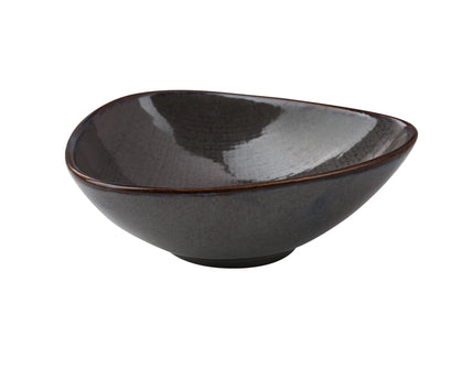 Yanco Triangle Sauce Bowl CB-603 is a durable and stylish addition to any dining setup. Crafted from high-quality porcelain, this bowl features a distinctive basket weave design that adds a rustic charm to both casual and upscale settings. Its 5 oz size is ideal for serving sauces, condiments, and small side dishes. Microwave and dishwasher safe, it ensures effortless use and maintenance, making it a practical choice for restaurants, catering services, and home kitchens.