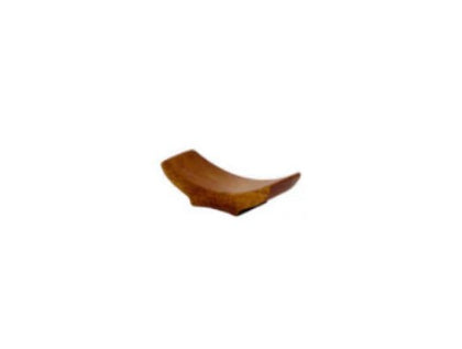 A traditional-shaped wooden chopstick rest, classic and elegant, perfect for keeping chopsticks clean and elevated during meals.



