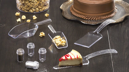 Clear Cake Server Set featuring a knife and server, perfect for cutting and serving cakes and desserts, made of BPA-free durable plastic, lightweight and reusable, ideal for weddings and parties.