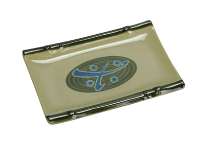 Yanco Rectangular Sushi Plate JP-1502 is a great and affordable restaurant tableware. It is made from durable and reliable melamine material, which makes the plate look like ceramics. You can use this stylish plate to serve any dish you want. For example, you can use it for serving sushi or other Asian appetizers. The Japanese collection has an elegant and stylish design. Performed in green color, it will perfectly fit any restaurant environment. 