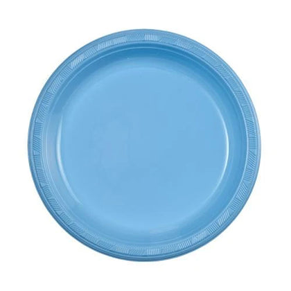 Light blue plastic plates in 7