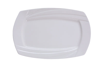 Yanco Rectangular Plate MM-14-RT is an elegant and reliable addition to your tableware collection. Crafted from high-quality porcelain with a stylish glaze finish, this plate offers excellent durability and resistance to temperature effects. Its rectangular shape provides a sophisticated presentation for appetizers, desserts, sushi, and hot meals. Ideal for fine-dining restaurants, catered events, outdoor dining areas, and hotels, this plate combines style and functionality for any dining setting.