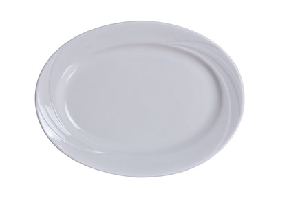 Yanco Oval Platter MM-14 is a versatile and elegant serving solution for any dining establishment. Made from durable bone-white porcelain, this oval platter features a wide rim for easy handling and a sleek design that enhances food presentation. Its sturdy construction makes it safe for use in the dishwasher, oven, and microwave. Whether serving shared appetizers, plated entrées, or decadent desserts, this platter is an excellent choice for restaurants, banquet halls, and hotels.