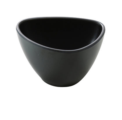 Yanco Triangle Bowl MO-304BK It is made from durable and reliable melamine material, which makes the bowl look like ceramics. You can use these unique triangular bowls to serve such dishes like rice, miso soup, noodles or salads. Thanks to the elegant Moderne collection style, the bowl will perfectly fit any food-serving establishment design. Performed in moderne style, such melamine tableware is an ideal solution for those who choose high-quality, durable and affordable dinnerware for their place. 