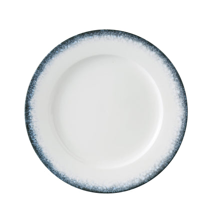 Yanco Dinner Plate MR-111 brings a bold, modern aesthetic to the table with its deep midnight blue rim and clean white porcelain body. At 11 1/4