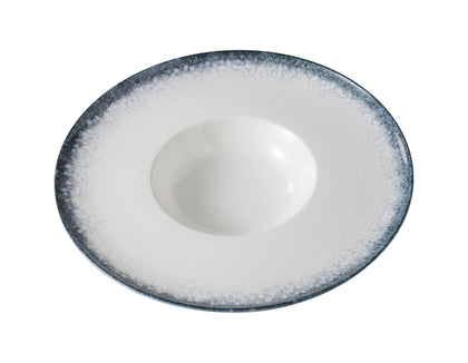 Yanco Dessert Plate MR-611 brings a touch of modern sophistication to your presentation with its wide rim and distinctive midnight blue border. Crafted from durable porcelain, it offers ample space for plated desserts, appetizers, or shared small plates, making it a versatile addition to any contemporary dining setup.