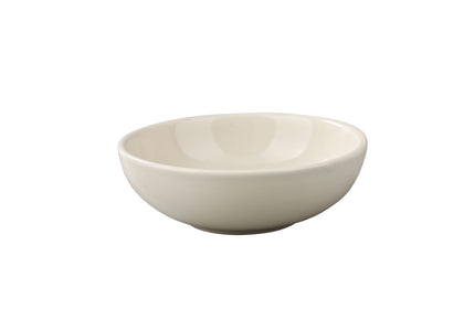 Yanco Salad/Soup/Pasta Bowl RE-80 is a versatile addition to any dining establishment, designed for serving soups, salads, and pasta dishes. With a 25-ounce capacity and a traditional round shape, this bowl provides ample space for generous portions while maintaining an elegant presentation. Its smooth American white surface enhances the visual appeal of your dishes, making it an ideal choice for restaurants, hotels, and catering services. Crafted from durable porcelain, this bowl is resistant to scratch.