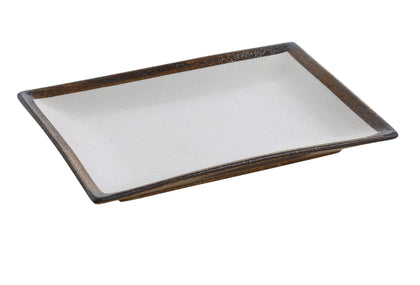 Yanco Rectangular Plate RO-213 is a stylish and durable choice for serving a variety of dishes. Made from high-quality porcelain with a glazed finish, this rectangular plate measures 12 inches in length, 8.25 inches in width, and 1.5 inches in height. Its sleek white design enhances any table setting, making it ideal for fine-dining restaurants, catered events, outdoor dining, and hotels. Designed for versatility, it is perfect for serving salads, pasta, and hot meals. 