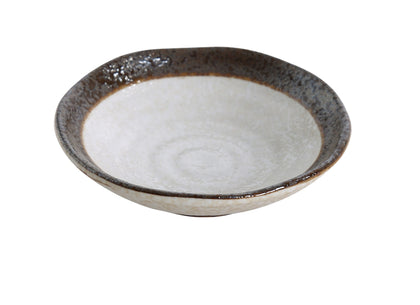 Yanco Sauce Dish RO-4004 is crafted from high-quality porcelain, making it a dependable choice for serving sauces, dips, spices, and herbs. With a sleek glazed finish, this dish features a crisp white design that complements any table setting, making it ideal for restaurants, catered events, outdoor dining, and hotels. With a 4-ounce capacity, it is perfect for enhancing the presentation of condiments and accompaniments. Designed for convenience and reliability, it is dishwasher, oven, and microwave safe. 