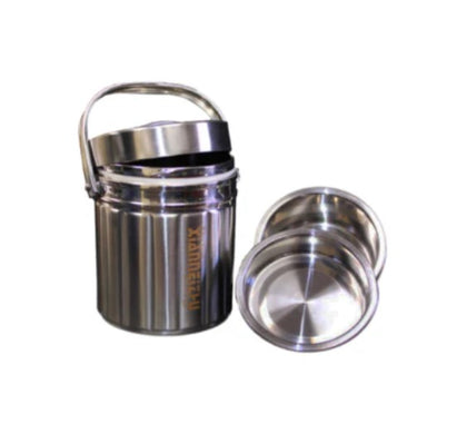 Vacuum food container, designed to keep food fresh by removing air for longer storage.



