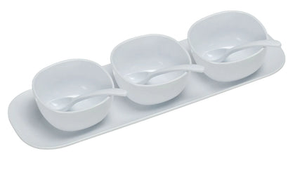 EcoQuality Condiment Bowl Set 12/Set is a stylish and practical addition to any dining establishment. Made from high-quality melamine, this set mimics the appearance of ceramic while offering superior durability and resistance to chipping or staining. Ideal for serving herbs, spices, dips, and sauces, this set is perfect for fine-dining restaurants, catered events, outdoor dining areas, and hotels. The set includes three 4-inch bowls, three matching spoons, and a 16-inch saucer.